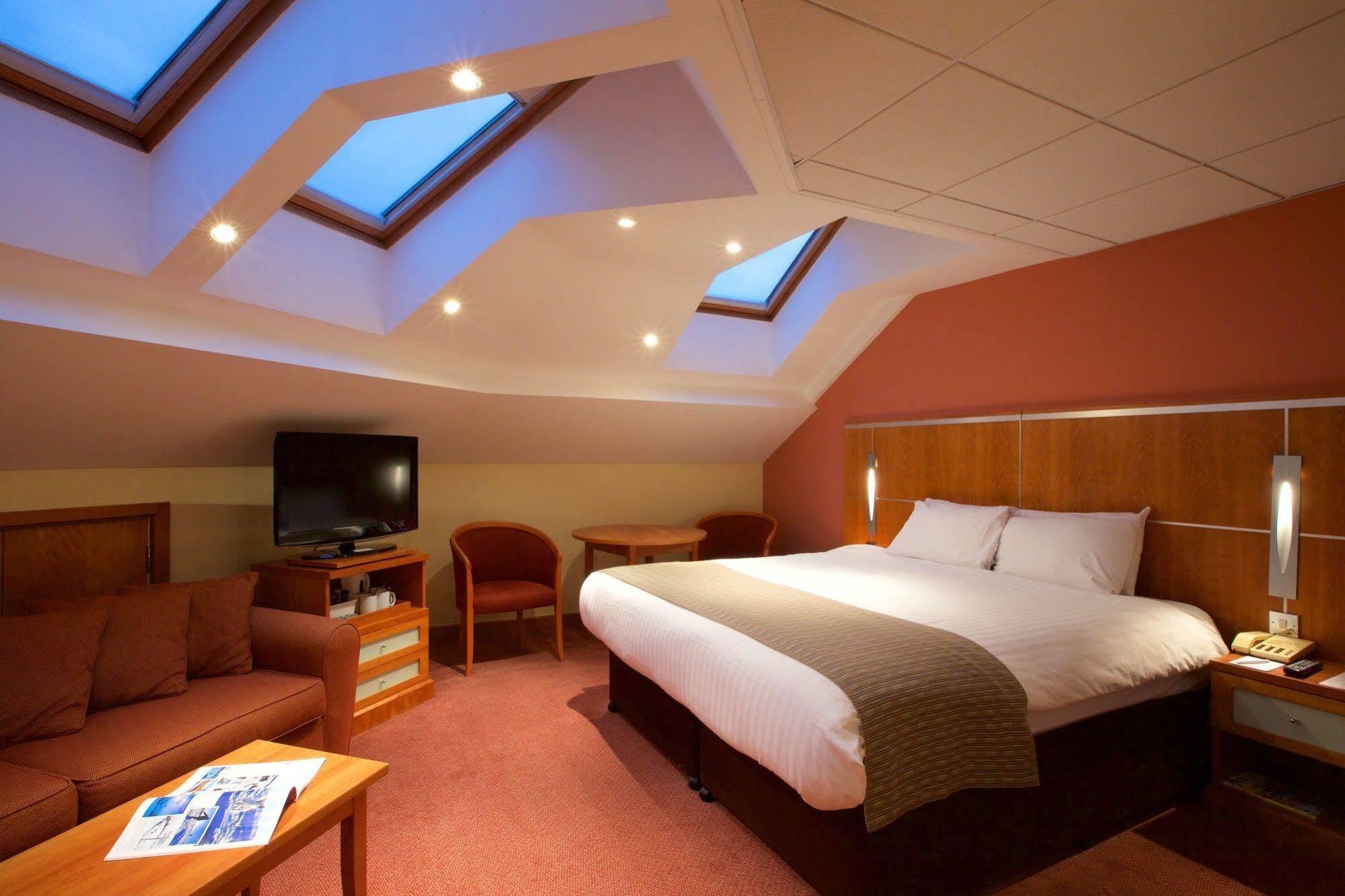 Mickleover Hotel, Bw Signature Collection 4*